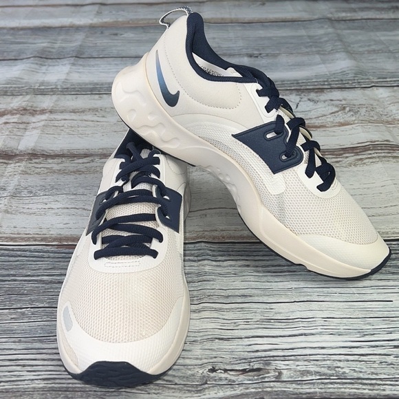 Nike Men's Renew Retaliation 3 Summit White/
MTLC Armory NVY-Obsidian Size-10 - Picture 5 of 11